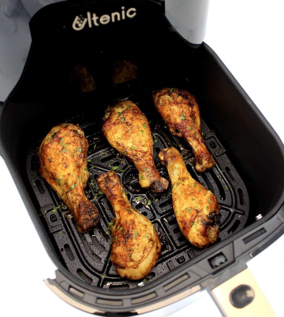 chicken legs cooked in air fryer basket
